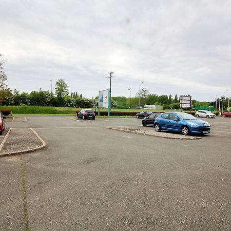 Ibis Budget Châteaudun Exteriör bild