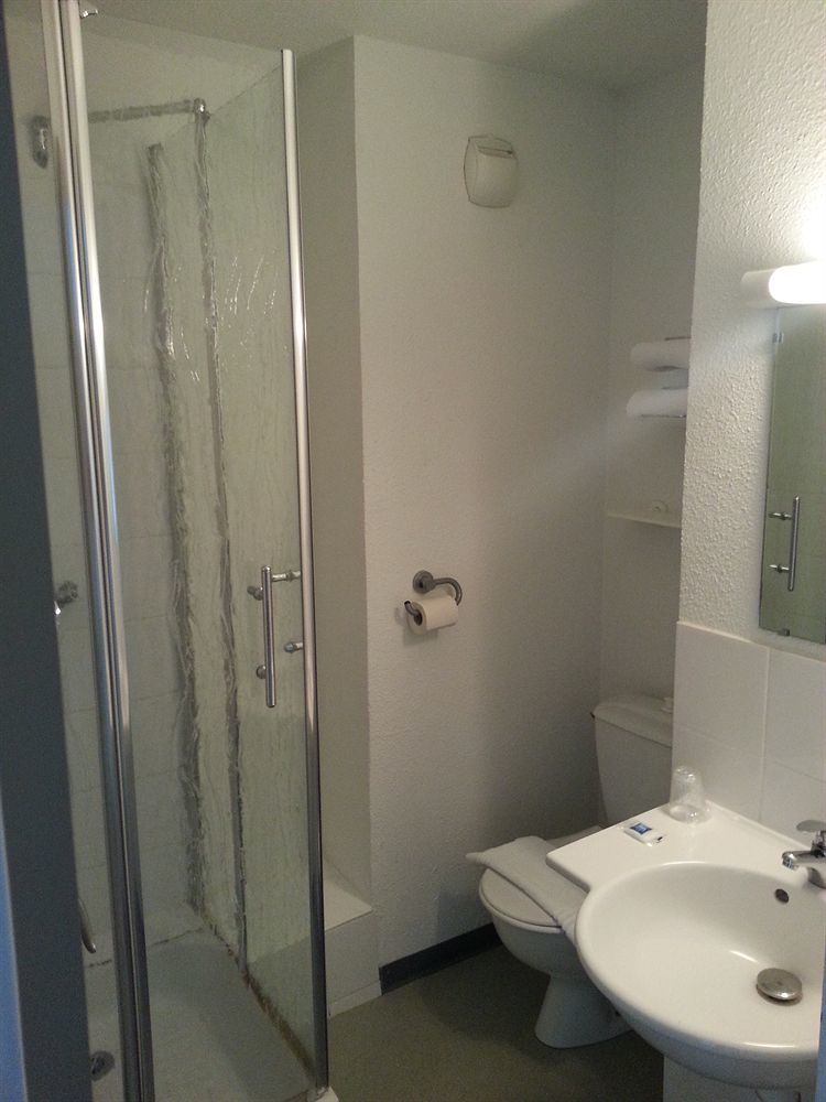 Ibis Budget Châteaudun Exteriör bild