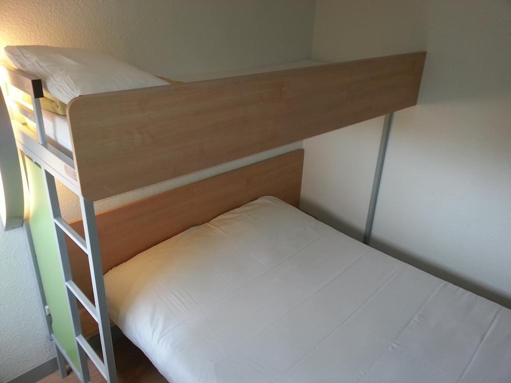 Ibis Budget Châteaudun Exteriör bild