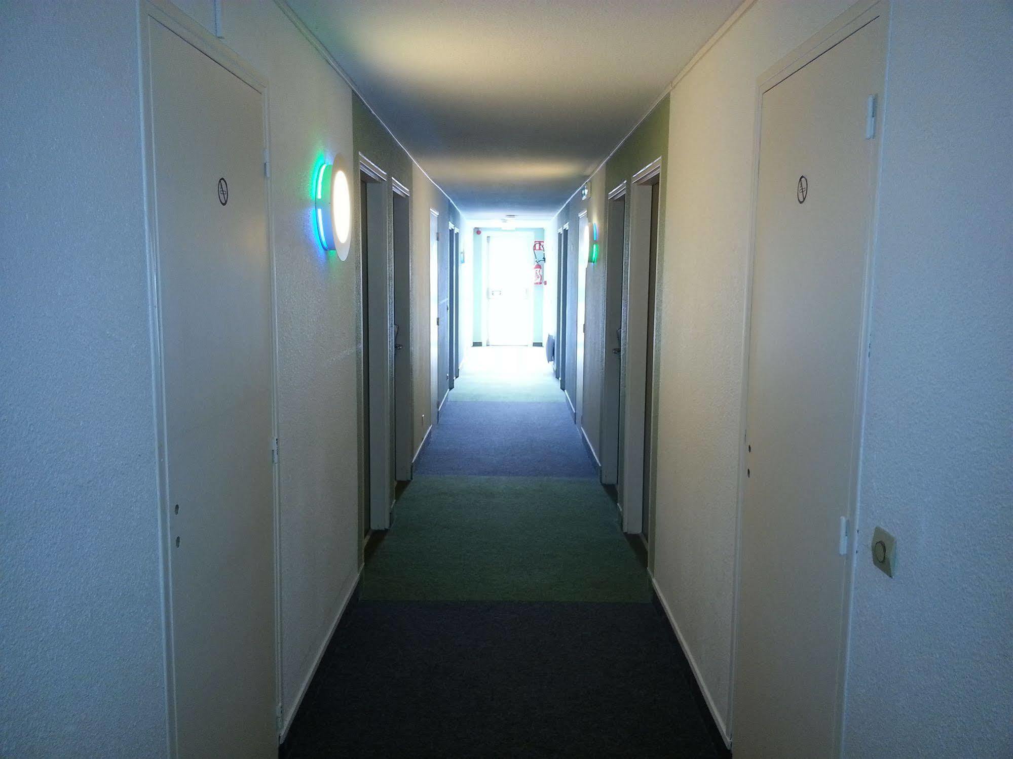 Ibis Budget Châteaudun Exteriör bild