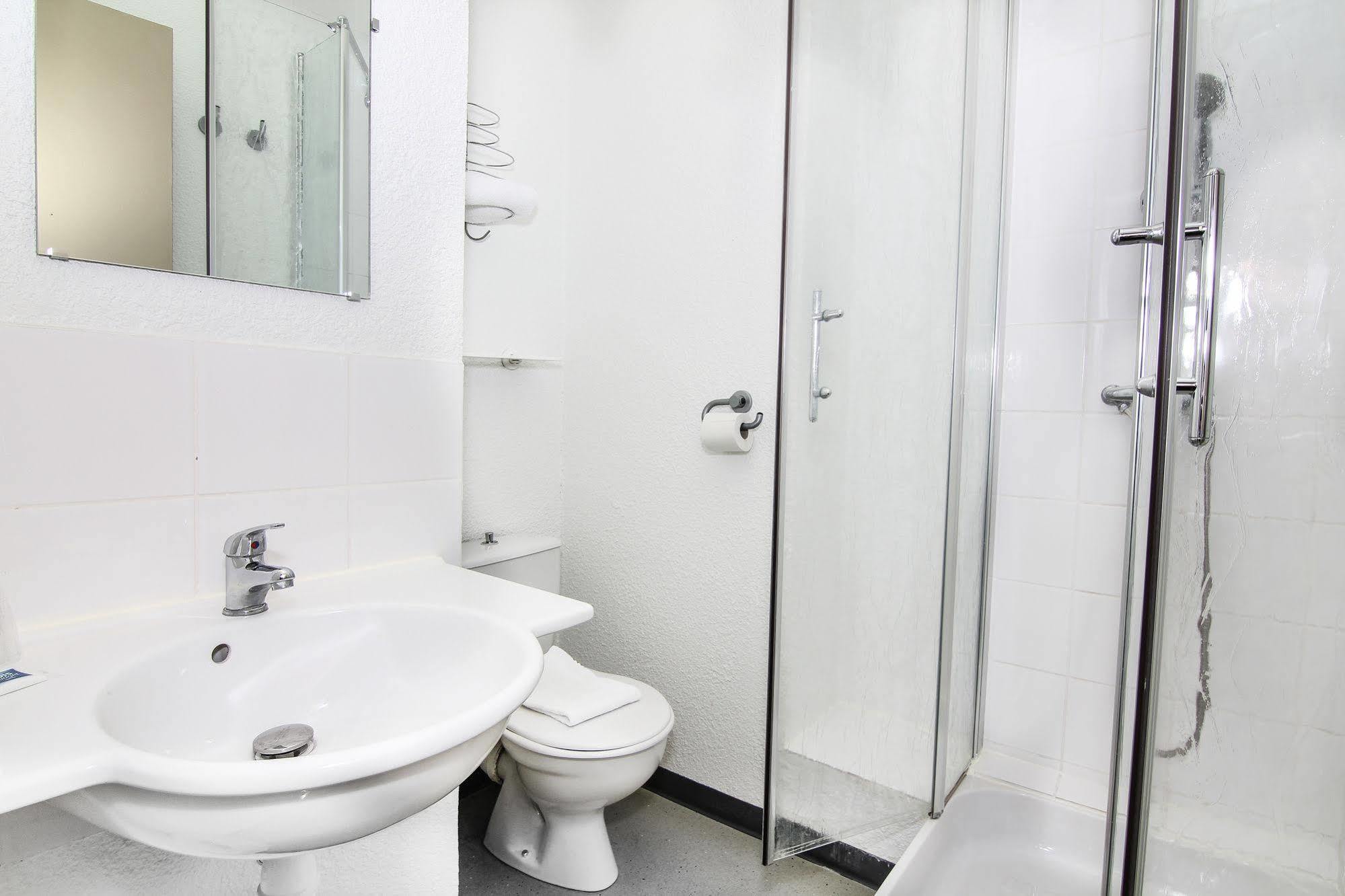 Ibis Budget Châteaudun Exteriör bild