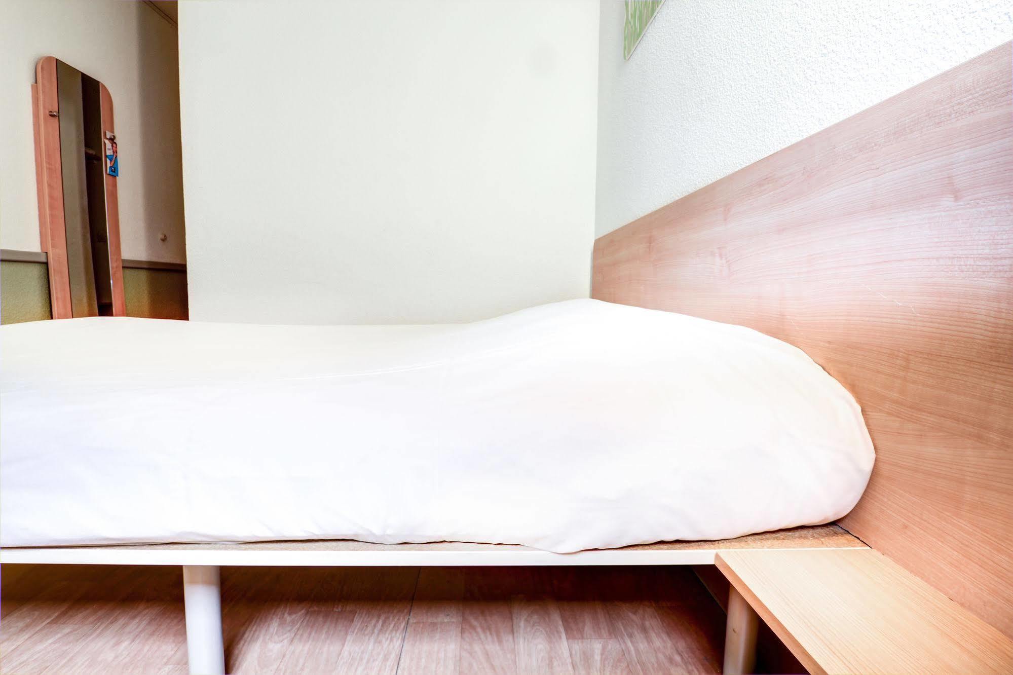 Ibis Budget Châteaudun Exteriör bild