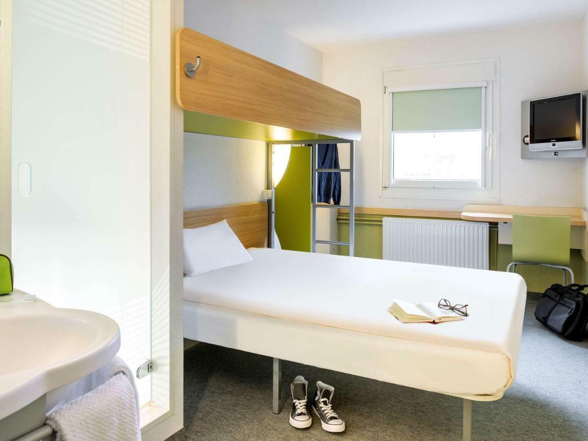Ibis Budget Châteaudun Exteriör bild